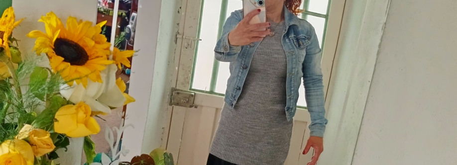 Cristina Montaña Cover Image