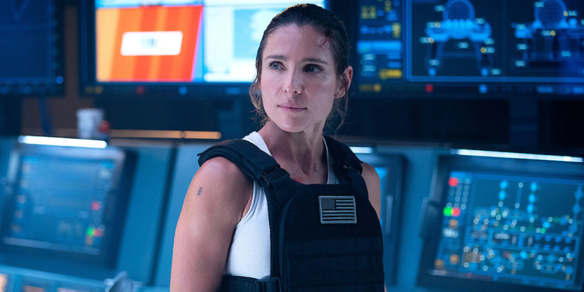 Interceptor' Soars: Top Global Streaming Hit