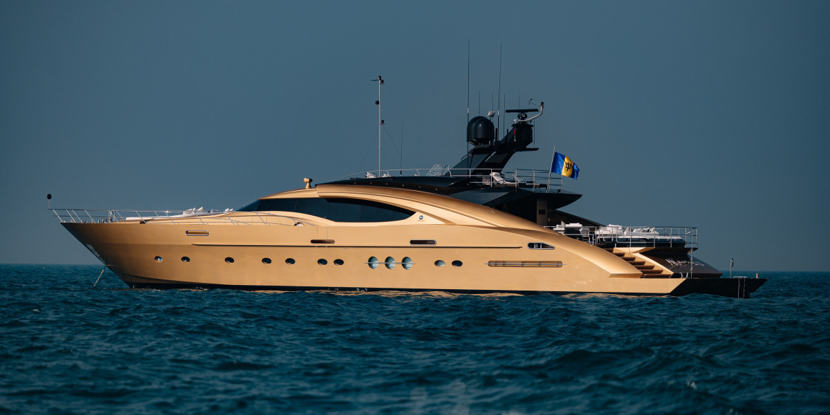 Rent a Superyacht and Turn Dreams Into Reality on Dubai’s Waters