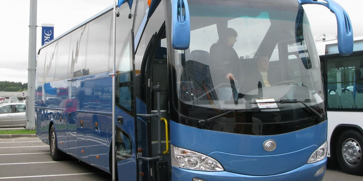 How to Ensure Safe and Reliable Bus Transportation?