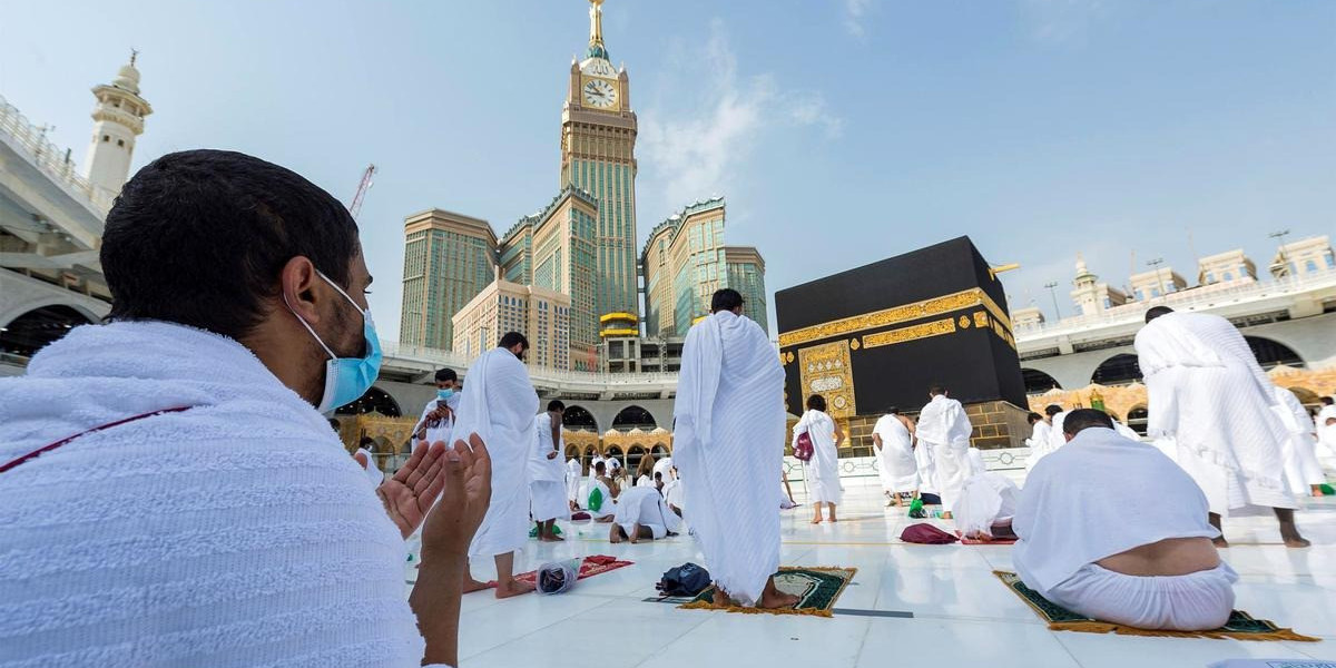 A Blessed Journey: Understanding the Spiritual Essence of an Umrah Package