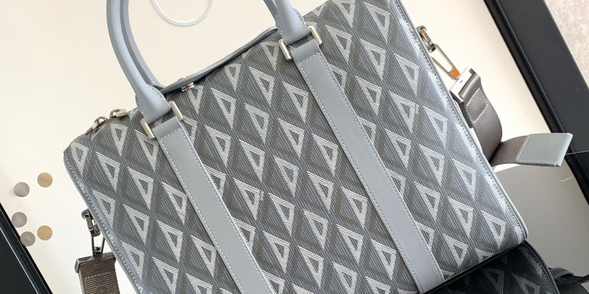 The Hottest Styles AAA Dior Bags