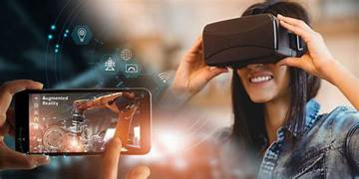 Accelerating Innovation: Growth Trends in the US Augmented and Virtual Reality Market