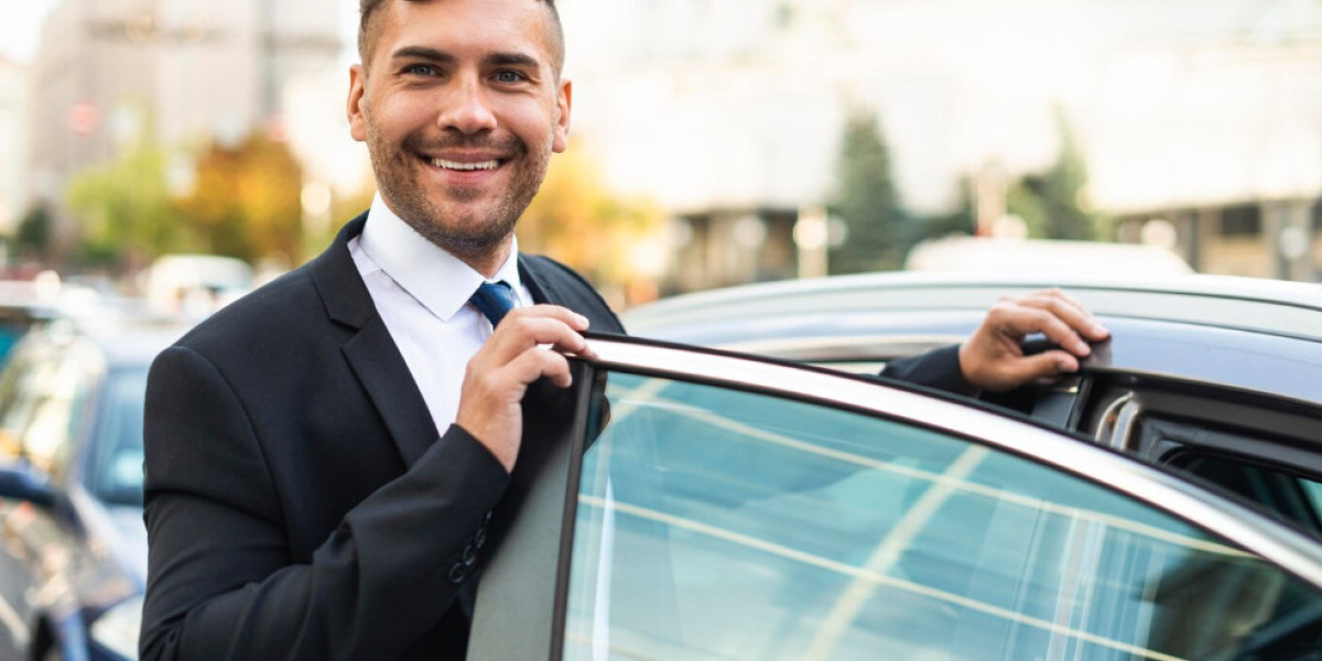 Top 5 Luxury Cars for London Gatwick Airport Transfers