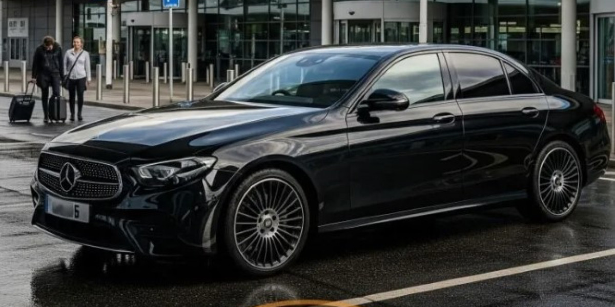 Bristol Airport Transfers in Lawrence Hill | Book Now