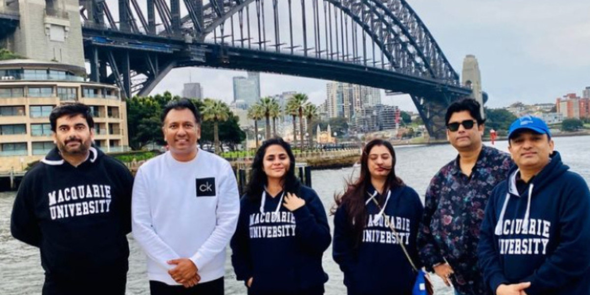 Your Complete Guide to Studying Abroad with SmartBeee