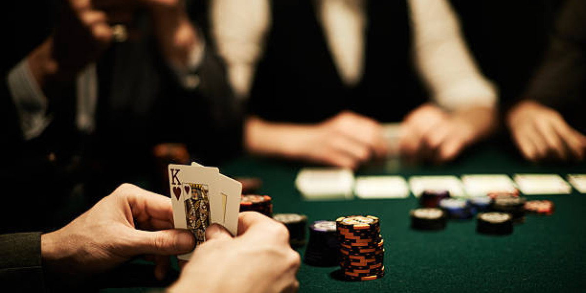 Hogyan befolyásolják a mobilalkalmazások az online kaszinók jövőjét? Trendi megoldások és a játékosok élménye