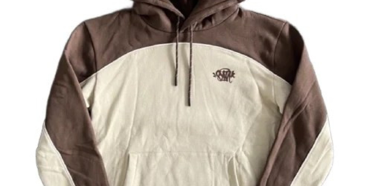 Unveiling the Syna Hoodie: The Perfect Mix of Performance, Style, and Ease