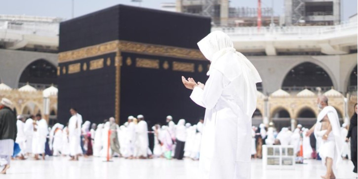 Why Many Pilgrims Choose Ground-Only Umrah Deals