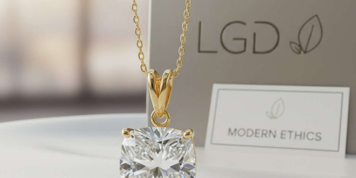 The Rising Brilliance of Lab Grown Diamond Rings