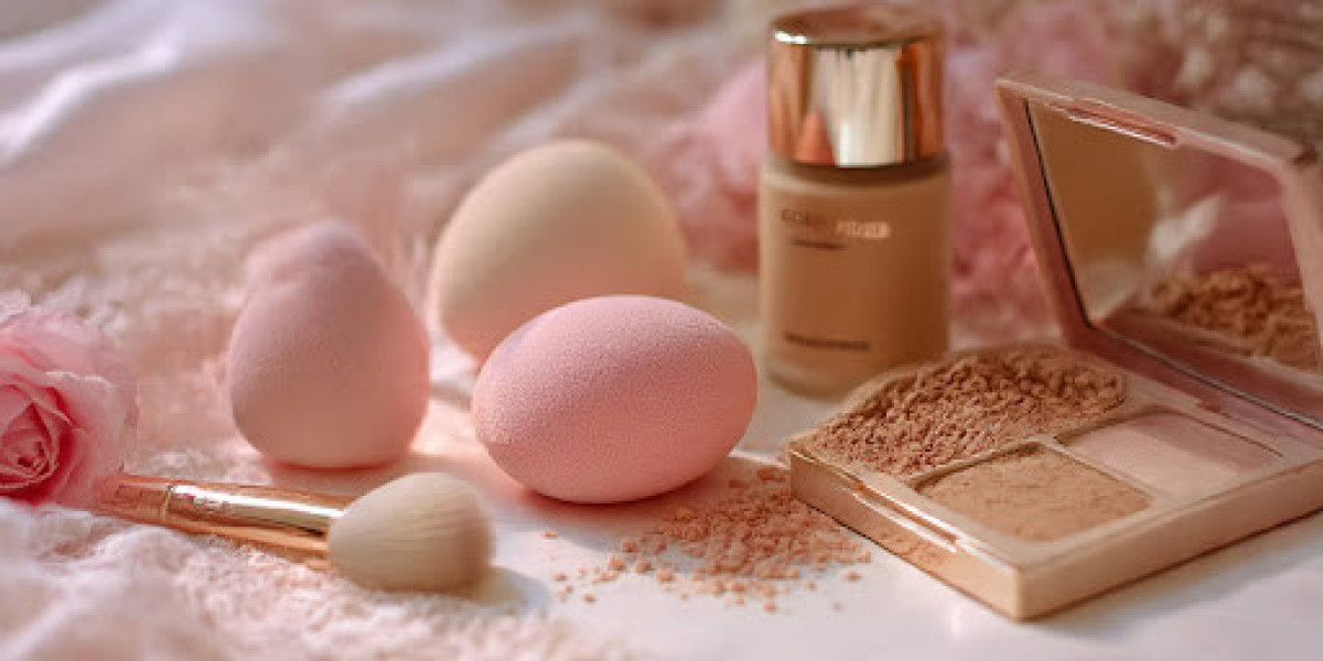 How to Use a Makeup Sponge: Tips, Tricks & Common Mistakes to Avoid