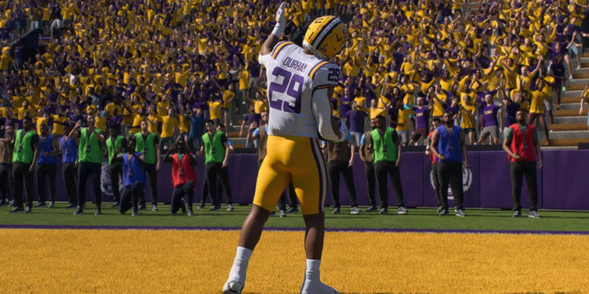 NBA2king CFB 26 Coins: Target mismatched defenders