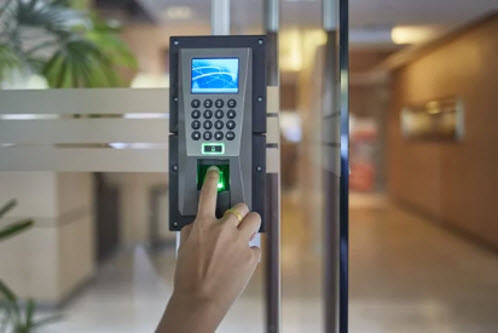 How UPS Supports Security Door Access Systems