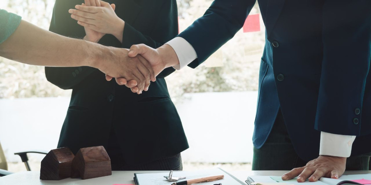 Premium Ghostwriting Services for High-Quality Content Creation