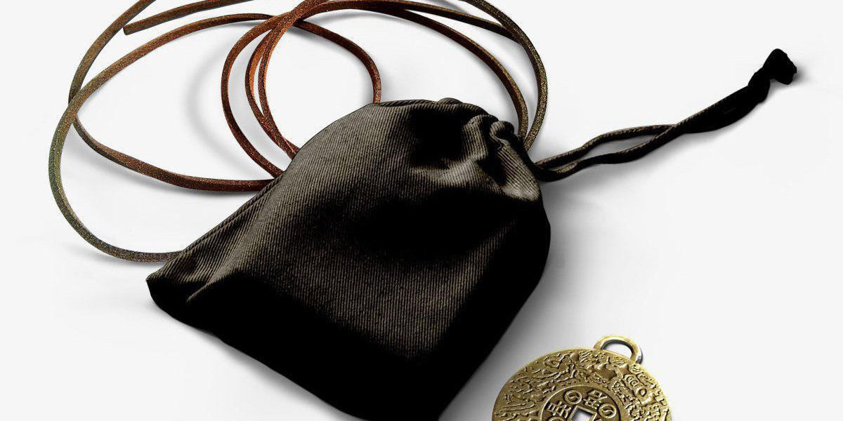 Amuleto decorativo MonAmulet de estilo antiguo – Aleación de zinc con acabado en bronce