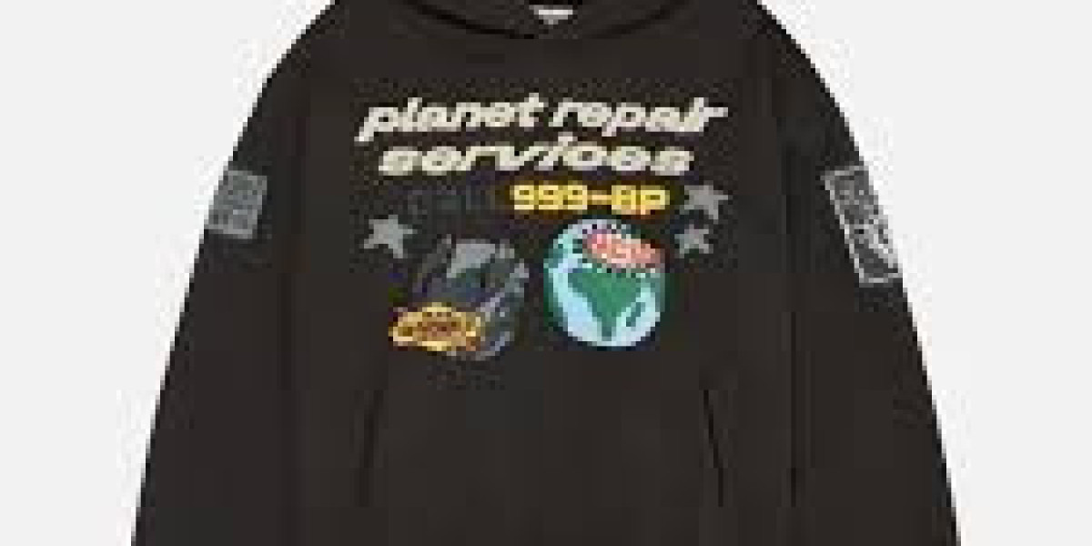 Your Next Favorite Outfit Is Waiting at Broken Planet Market