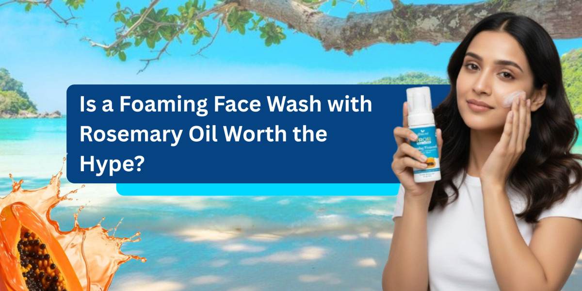 Foaming Face Wash with Rosemary Oil
