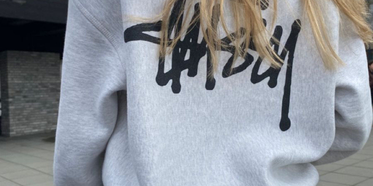 How Stussy Sudadera Became a Streetwear Staple Worldwide